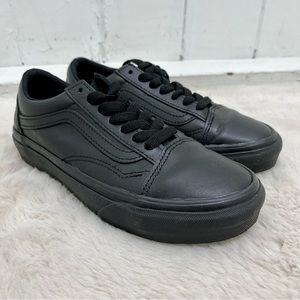 Vans Old Skool Blackout Sneakers